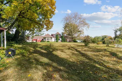 18 Lighthouse Road, Great Neck, NY 11024 - Photo 29