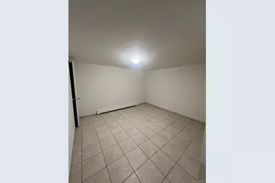 10005 92nd Avenue, Richmond Hill, NY 11418 - Photo 5