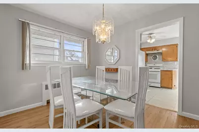 124 Kilburn Road S, Garden City South, NY 11530 - Photo 13