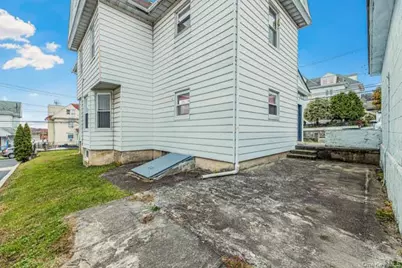 69 Waring Place, Yonkers, NY 10703 - Photo 5