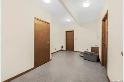 69 Waring Place, Yonkers, NY 10703 - Photo 9