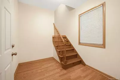 69 Waring Place, Yonkers, NY 10703 - Photo 27