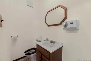 69 Waring Pl, Yonkers, NY 10703 - Photo 13