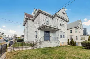 69 Waring Pl, Yonkers, NY 10703 - Photo 3