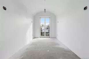 156 Harborview S, Lawrence, NY 11559 - Photo 15