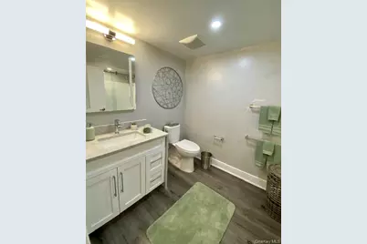 100 Glen Street #N2316, Glen Cove, NY 11542 - Photo 7