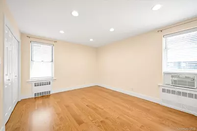 65-05 Yellowstone Blvd. #1A, Forest Hills, NY 11375 - Photo 7