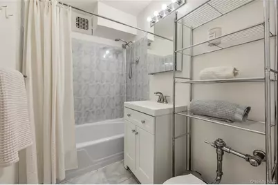 415 Argyle Road #4W, Brooklyn, NY 11218 - Photo 9