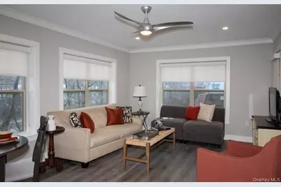 100 Glen Street #N2327, Glen Cove, NY 11542 - Photo 3