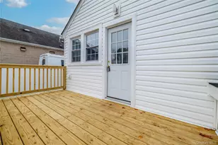 801 Park Ave, Westbury, NY 11590 - Photo 17