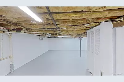 25 Hawthorne Street, Mount Sinai, NY 11766 - Photo 27