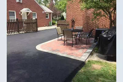 73 Sheridan Avenue, Williston Park, NY 11596 - Photo 5