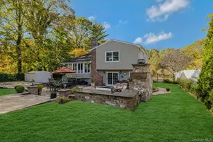 89 Walnut St, Lake Grove, NY 11755 - Photo 29