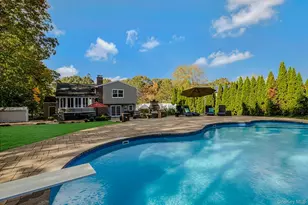 89 Walnut St, Lake Grove, NY 11755 - Photo 31