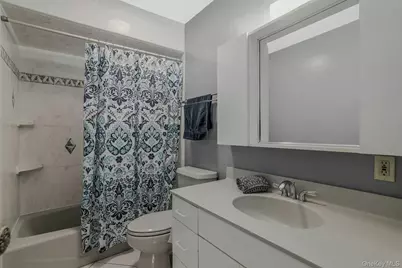 89 Walnut Street, Lake Grove, NY 11755 - Photo 25