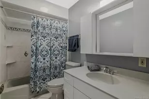 89 Walnut St, Lake Grove, NY 11755 - Photo 25