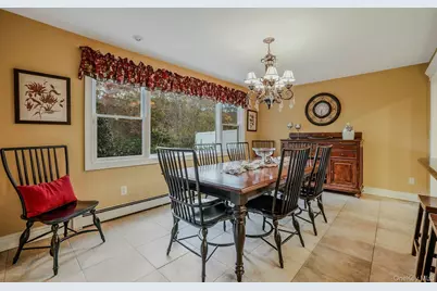 89 Walnut Street, Lake Grove, NY 11755 - Photo 7