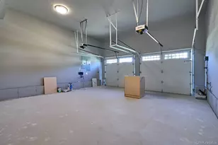 1529 Fenimore St, North Bellmore, NY 11710 - Photo 25