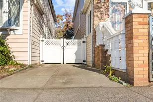 109-29 Van Wyck Expy, Jamaica, NY 11435 - Photo 3