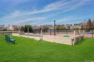 230 Ira Rd, Mount Sinai, NY 11766 - Photo 33