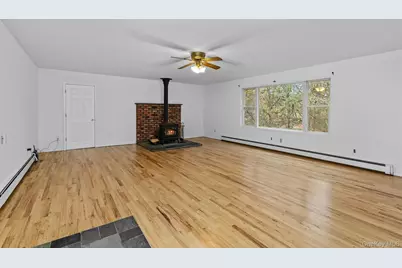 37 Pond Lane, Ridge, NY 11961 - Photo 7