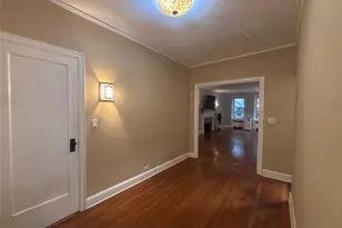 8 Barstow Rd, Great Neck, NY 11021 - Photo 23