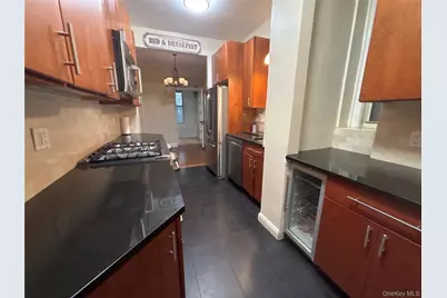 8 Barstow Road #2B, Great Neck, NY 11021 - Photo 11