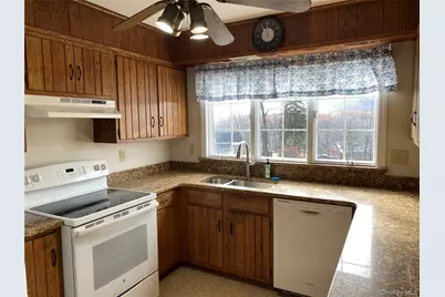 1378 State Route 94, New Windsor, NY 12553 - Photo 9