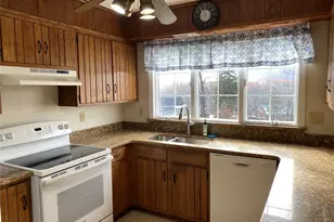 1378 State Route 94, New Windsor, NY 12553 - Photo 9