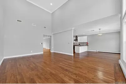 548 Mountainview Avenue, Valley Cottage, NY 10989 - Photo 9