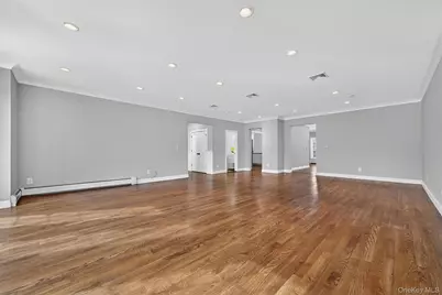 548 Mountainview Avenue, Valley Cottage, NY 10989 - Photo 5