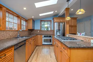 101 Hickory Hill Rd, Tappan, NY 10983 - Photo 9