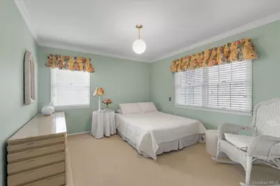 19 Dell Drive, East Rockaway, NY 11518 - Photo 17