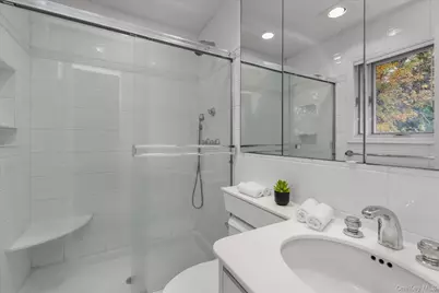 19 Dell Drive, East Rockaway, NY 11518 - Photo 15