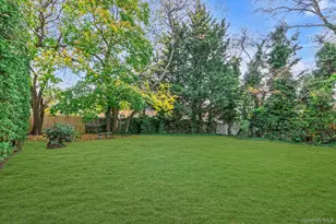 19 Dell Dr, East Rockaway, NY 11518 - Photo 21