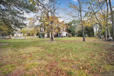 14 Halsey Avenue, East Quogue, NY 11942 - Photo 9