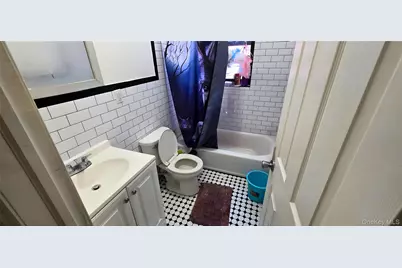 1147 Wheeler Avenue, Bronx, NY 10472 - Photo 7