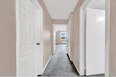 169 Old Mamaroneck Road, White Plains, NY 10605 - Photo 17