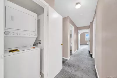 169 Old Mamaroneck Road, White Plains, NY 10605 - Photo 15