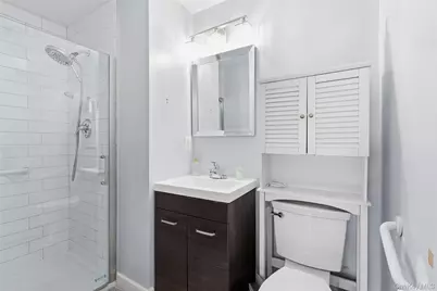 11 Granada Cres #6, White Plains, NY 10603 - Photo 15