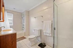 3476 Colony Dr, Baldwin, NY 11510 - Photo 17