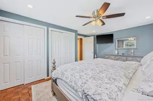 201 Oakland Ave, Deer Park, NY 11729 - Photo 35