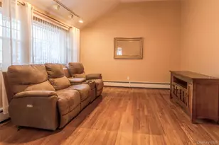 3763 Briarhill St, Mohegan Lake, NY 10547 - Photo 5