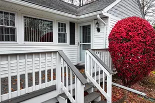 3763 Briarhill St, Mohegan Lake, NY 10547 - Photo 3