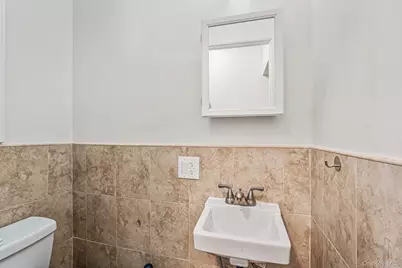 61-12 Main Street, Flushing, NY 11358 - Photo 21