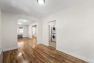 61-12 Main St, Flushing, NY 11358 - Photo 17