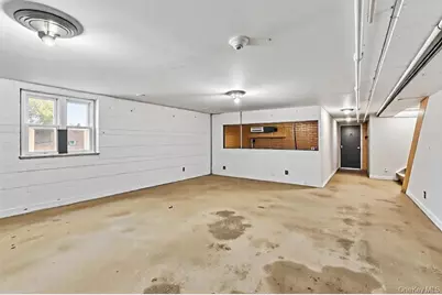 61-12 Main Street, Flushing, NY 11358 - Photo 11