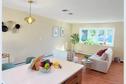 150 Scott Avenue, Deer Park, NY 11729 - Photo 5