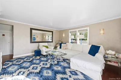 38 Bayside Place, Amityville, NY 11701 - Photo 17