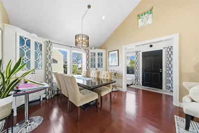 38 Bayside Place, Amityville, NY 11701 - Photo 5